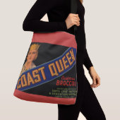 1930年代コーストクイーンブロッコリークレームラベル クロスボディバッグ (クローズアップ)