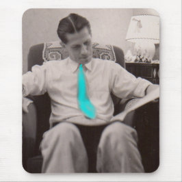 1930s reading the paper マウスパッド