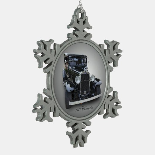 1931年のシボレー スノーフレークピューターオーナメント (左)