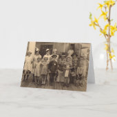 1935年の子供の船上の衣装パーティー カード (黄色い花)