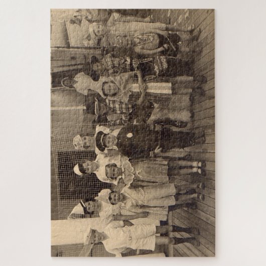 1935年の子供の船上の衣装パーティー ジグソーパズル (縦)