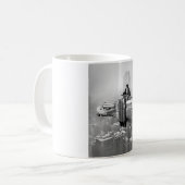 1935 MARGARET BOURKE NEW YORK CITYヴィンテージ写真 コーヒーマグカップ (正面左)