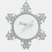 1936 WWIIスピットファイア戦闘機 – 色 スノーフレークピューターオーナメント (正面)