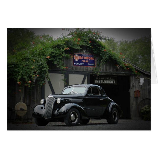 1937年のChevyのクーペ (正面横)