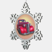 1938年のシボレー スノーフレークピューターオーナメント (右)