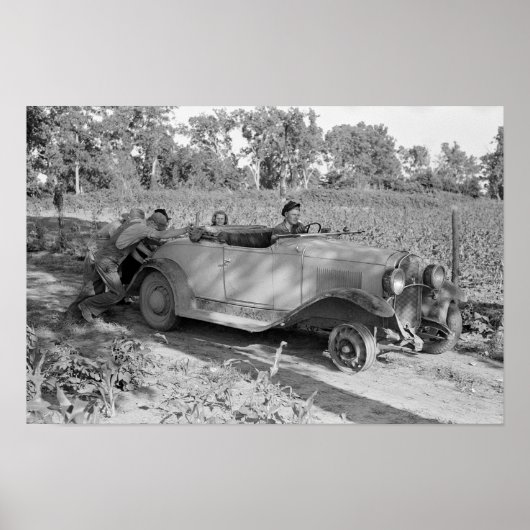 1939年の自動車を押す様子。ヴィンテージ写真 ポスター (正面)