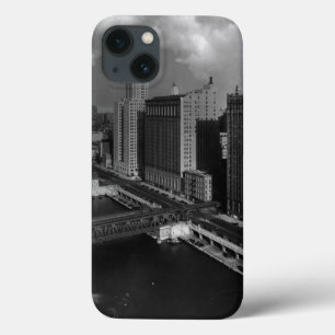 1939年11月: シカゴ市 iPhone 13ケース