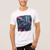 1940年代のクラシックカーとネオンの輝き トライブレンドTシャツ (正面)