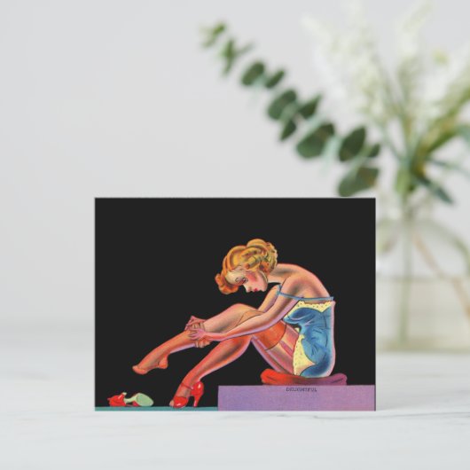 1940年代初期の楽しいピンアップ女の子 ポストカード (スタンド正面)