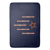 1940s愛国的なアールデコ – ネイビーブルーの赤いアイボリー バスマット (正面縦)