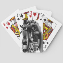 1941年のChevyは女の子の上の小型トラックPinを改造しました