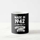 1942年にオリジナル部品で コーヒーマグカップ (中央)