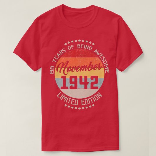 1942年11月80誕生日Tee 80年 Tシャツ (デザイン正面)