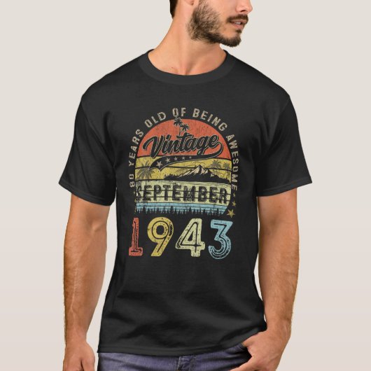 1943素晴らし年9月以来ヴィンテージギフト男性80th tシャツ (正面)