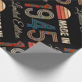 1945ヴィンテージ80誕生日 ラッピングペーパー (角)