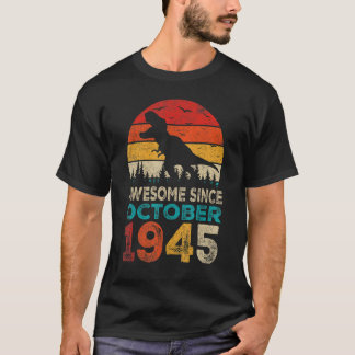 1945年素晴らし10月77th誕生日Boy Dinos Tシャツ