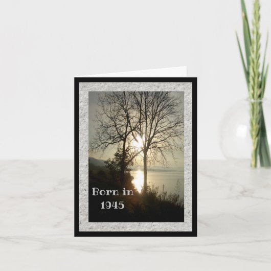 1945生まれ年の誕生日おもしろい事実グリーティングカード カード (正面)