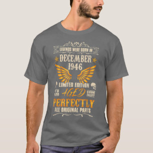 1946年12生まれ月の伝説 – ロックバイクもしくは自転車に乗る人76 Tシャツ