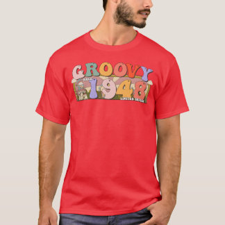 1948年生まれのグルーヴィーなレトロヒッピー75歳の誕生日プレゼント Tシャツ