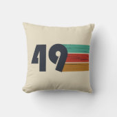 1949生まれ年のヴィンテージ クッション (正面)
