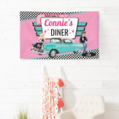 1950のダイナーレトロ車の誕生日パーティー靴下ホップ 横断幕 (インサイチュ)