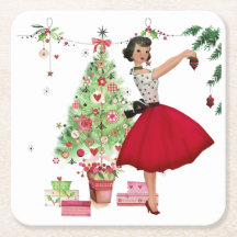 1950年のクリスマスの女性とクリスマスツリー