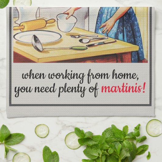 1950年の主婦ヴィンテージおもしろいニーズMartinis キッチンタオル (折り畳み)