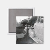 1950sレトロガソリンスタンド付き添い人 マグネット (正面/裏面)