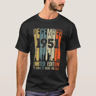 1951年12月70日誕生日70歳誕生日 Tシャツ