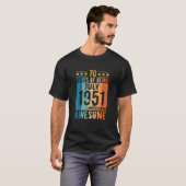 1951年7月70年の男性の女性のヴィンテージ生まれ Tシャツ (正面フル)