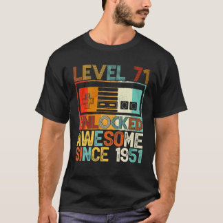 1951 71誕生日以素晴らし降のレベル71のロック解除 Tシャツ