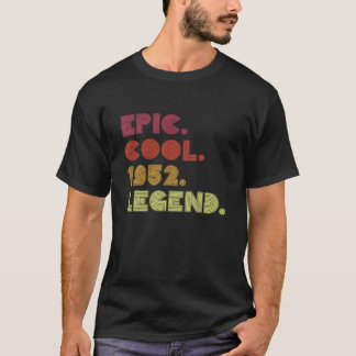 1952年カッコいいの叙事詩 – 70誕生日70年 Tシャツ