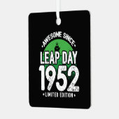 1952年素晴らし閏年日以後2月29誕生日 メタルオーナメント (正面左)