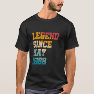 1952年5月以来の伝説 73歳 おもしろ 復古調 73歳 Tシャツ