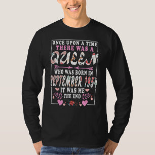 1954年9月の生まれ誕生日Wにいる女王 Tシャツ
