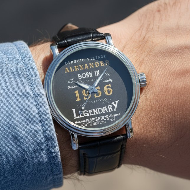 1955パーソナライズされた年70番目の誕生日また生まれは退職 腕時計 (70th birthday watch on a mans wrist.)