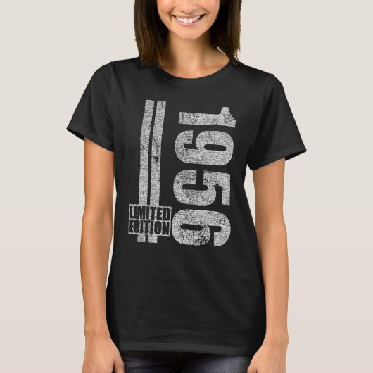 1956生まれ年誕生日男性へ Tシャツ (正面)