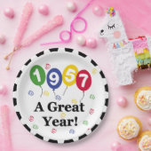1957年のすばらしい年の誕生日の紙皿 ペーパープレート (パーティー)