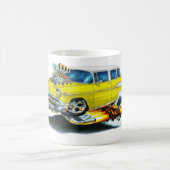 1957年のChevyの遊牧民の黄色車 コーヒーマグカップ (中央)