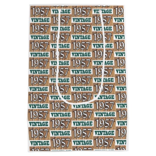 1957年生まれ中抱き枕 ミディアムペーパーバッグ (裏面)