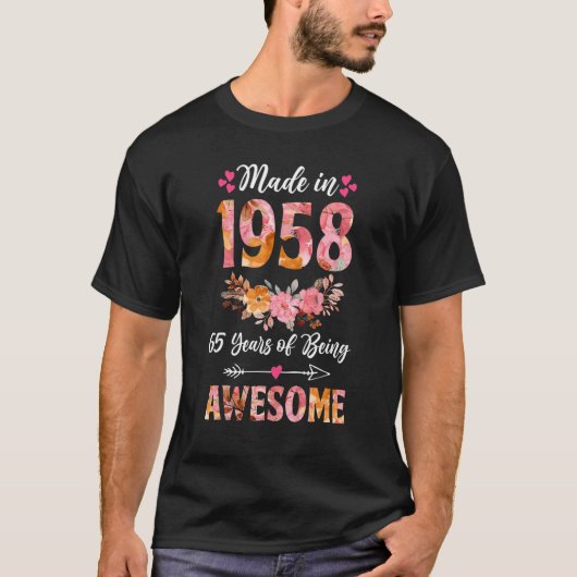 1958年に作られたフローラ65歳65誕生日ギフト Tシャツ (正面)