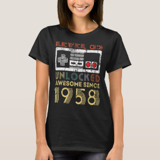 1958年の第65誕生日シャツ女子生まれ男性レベル6 Tシャツ