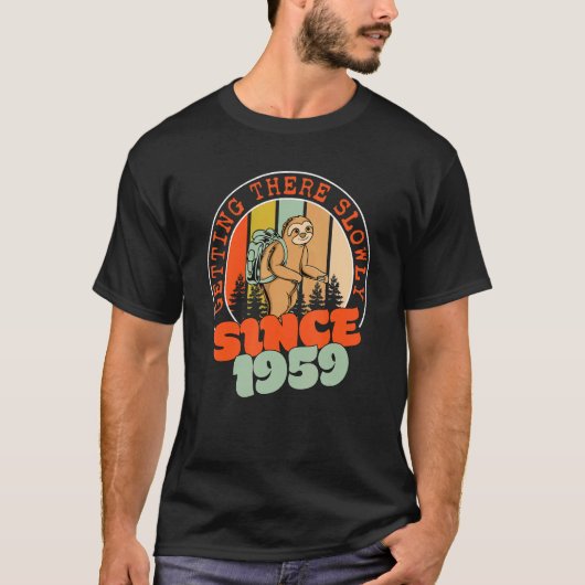 1959年63回目の出産から63年がゆっくりと Tシャツ (正面)