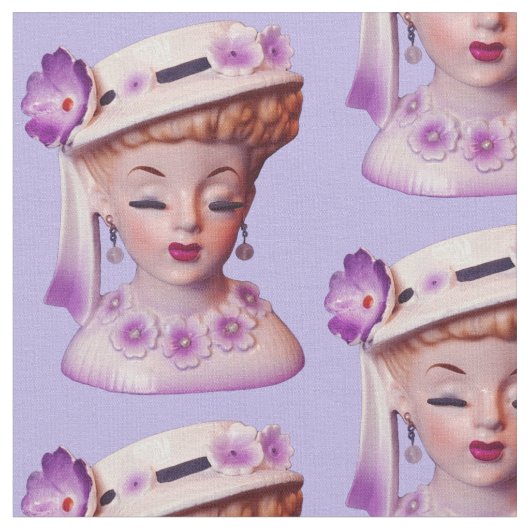 1960年代の美しい女性の頭の花瓶紫の花 ファブリック (クローズアップ)