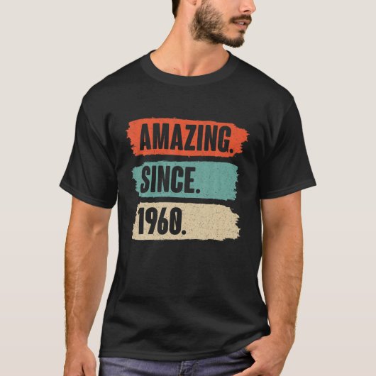 1960年以来の驚き – レトロ誕生日ギフト61Ye Tシャツ (正面)