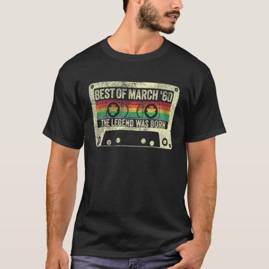 1960生まれ年3月60th誕生日ギフトヴィンテージメンズWom Tシャツ (正面)