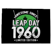 1960素晴らし年閏年日以後2月29誕生日 ラージペーパーバッグ (裏面)