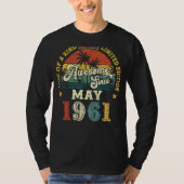1961素晴らし年5月ヴィンテージ61誕生日以降 Tシャツ (正面)
