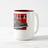 1961黒いChevyのインパラの泡上の後部ViewA ツートーンマグカップ (正面右)