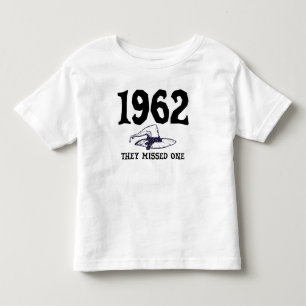 1962年 取り逃がした一人のサレムの魔女 ハロウィン トドラーTシャツ